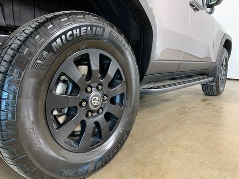 Used 2024 Toyota Land Cruiser image 9