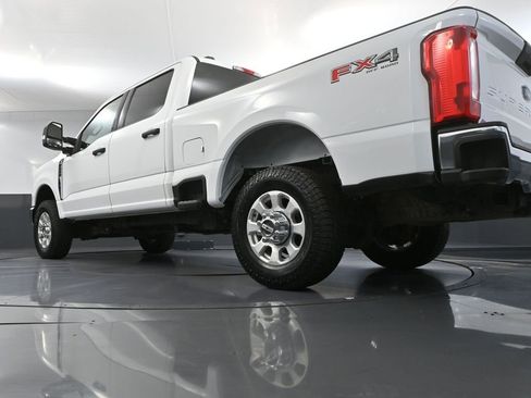 Used 2023 Ford F250 XLT w/ FX4 Off-Road Package AWD/4WD image 48