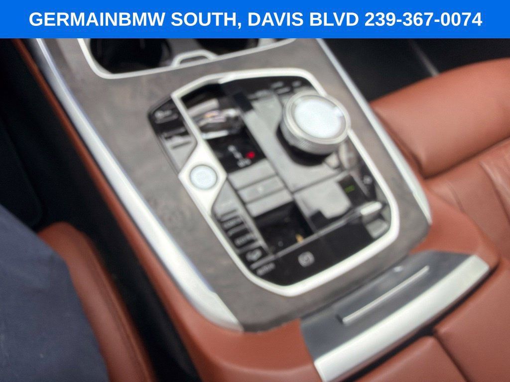 Certified 2024 BMW X7 xDrive40i w/ Executive Package AWD/4WD image 19