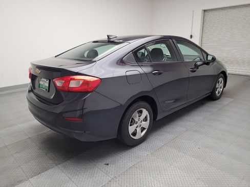 Used 2016 Chevrolet Cruze LS FWD image 9