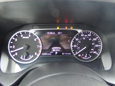 Used 2021 Nissan Rogue SV image 22