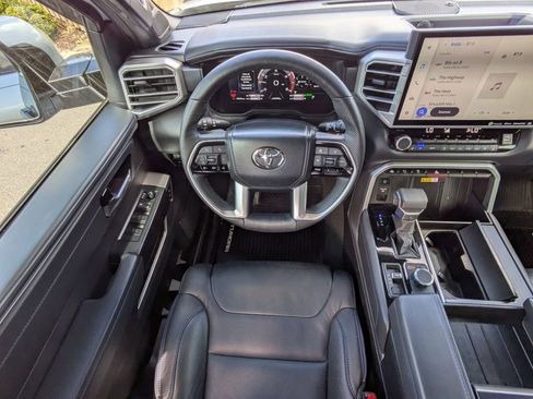 Used 2023 Toyota Tundra Platinum image 17