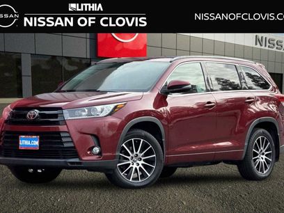 Used 2017 Toyota Highlander SE