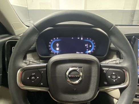 Certified 2023 Volvo XC40 B5 Plus w/ Driver Assist Package image 15