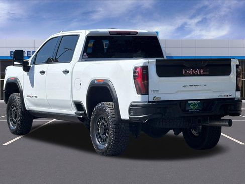 Certified 2025 GMC Sierra 2500 AT4X w/ AT4X AEV Edition AWD/4WD image 6