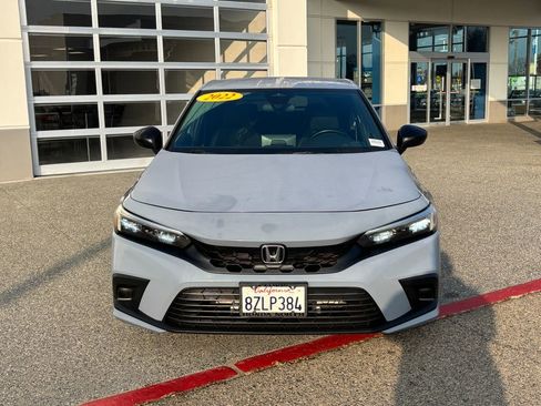 Used 2022 Honda Civic Sport image 2