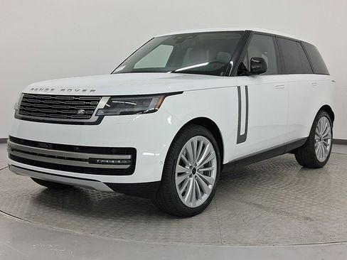 New 2026 Land Rover Range Rover SE image 1