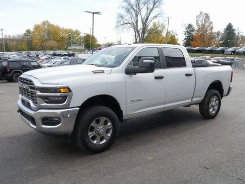 Used 2025 RAM 2500 Big Horn image 8