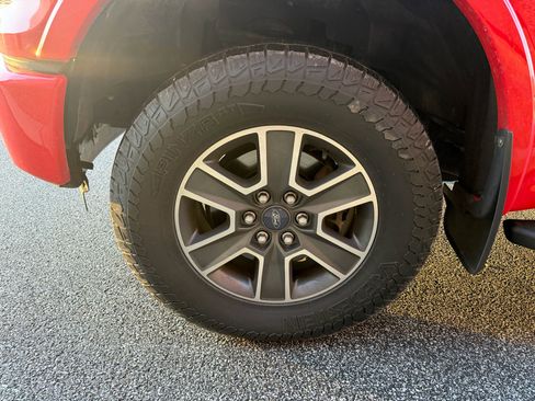 Used 2015 Ford F150 XLT w/ Equipment Group 301A Mid image 31