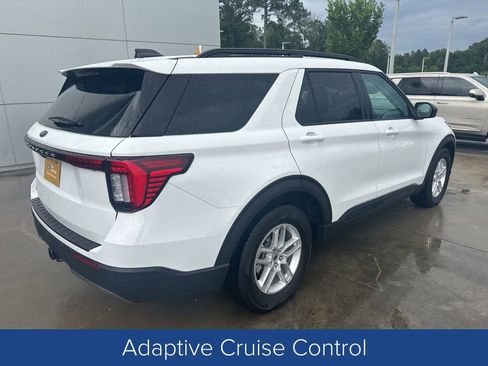 Used 2026 Ford Explorer Active w/ Active Comfort Package RWD image 6