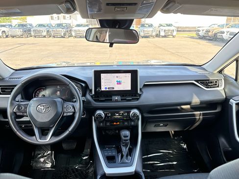 Used 2024 Toyota RAV4 XLE w/ Weather Package AWD/4WD image 14