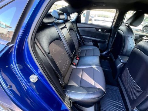 Used 2021 Kia Forte GT-Line image 19