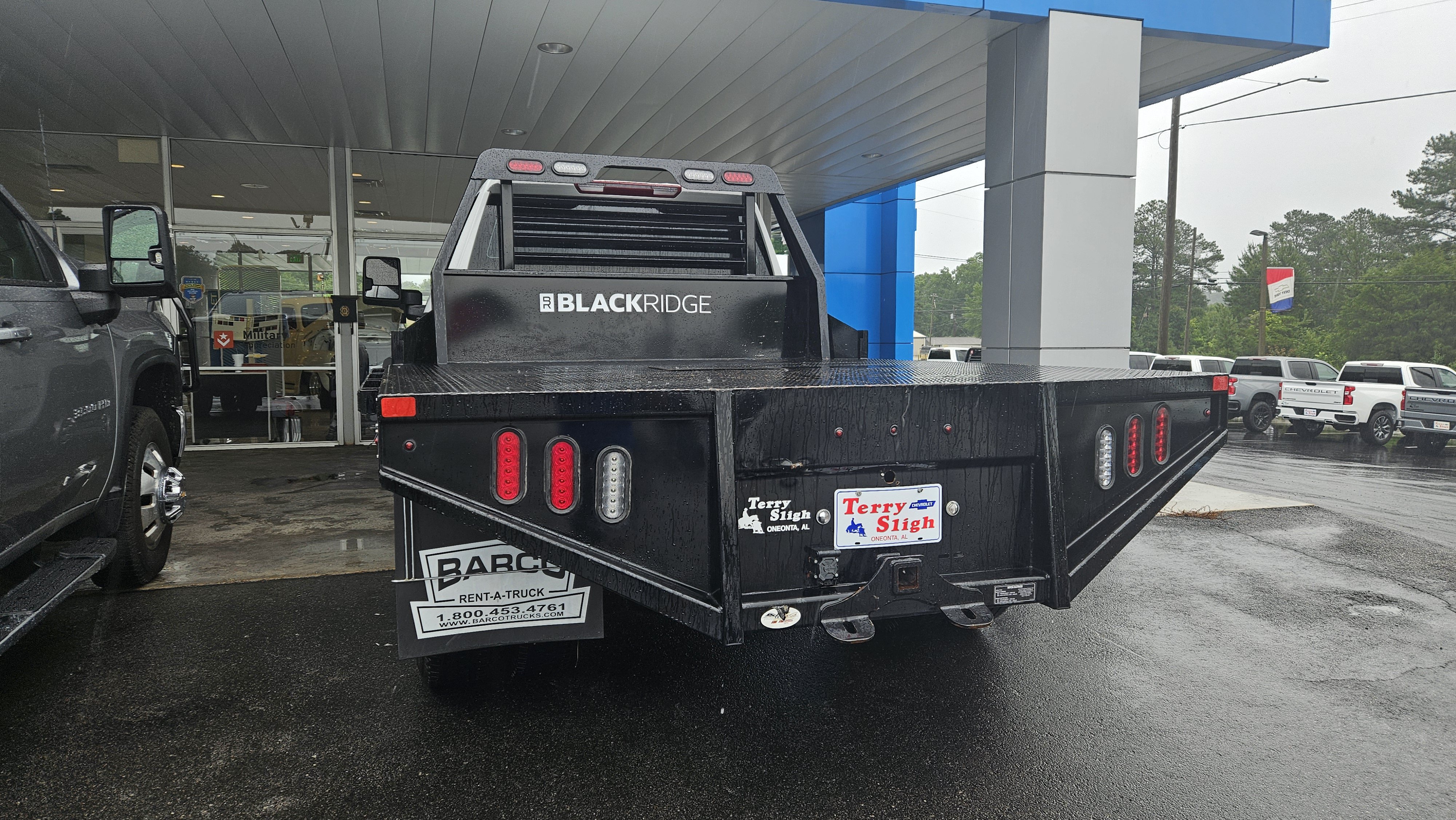 Used 2025 Chevrolet Silverado 3500 W/T AWD/4WD image 5