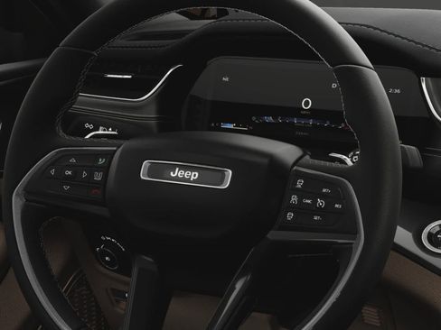 New 2025 Jeep Grand Cherokee Limited w/ Black Appearance Package image 21