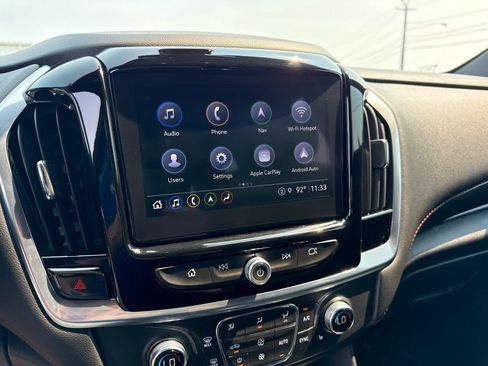 Certified 2022 Chevrolet Traverse RS FWD image 16