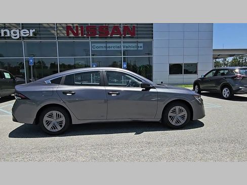 Used 2026 Nissan Sentra S w/ Floor Mat Package FWD image 36