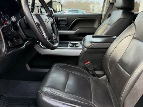 Used 2019 Chevrolet Silverado 2500 LTZ w/ Duramax Plus Package image 11