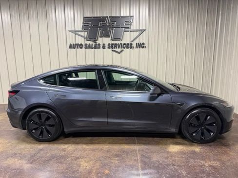 Used 2025 Tesla Model 3 RWD image 7