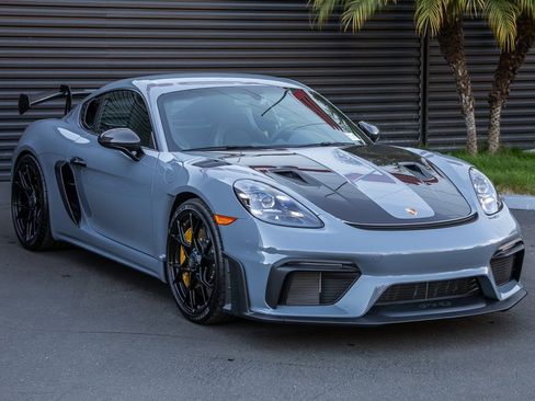 Certified 2025 Porsche 718 Cayman GT4 RS image 6