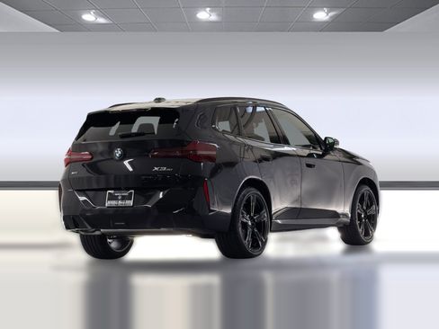 New 2026 BMW X3 xDrive30 w/ M Sport Package AWD/4WD image 9