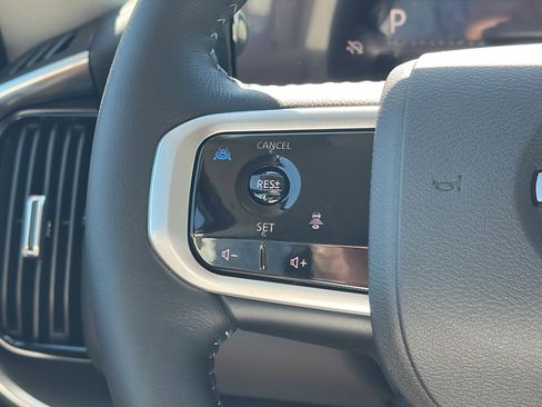 New 2026 Nissan Armada SV image 20