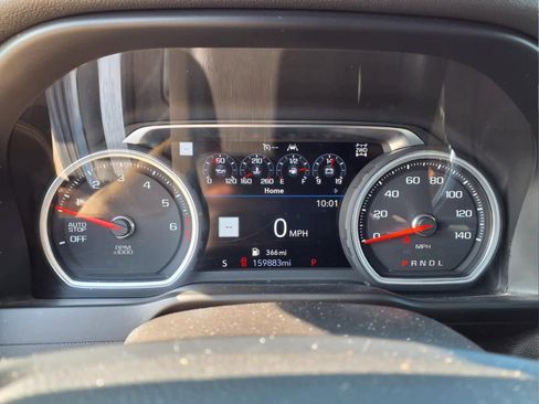 Used 2019 Chevrolet Silverado 1500 High Country image 23