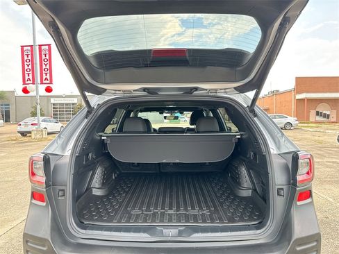 Used 2022 Subaru Outback Wilderness w/ Wilderness Package image 34