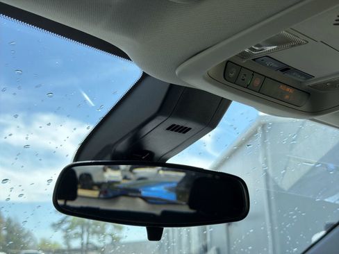 Used 2024 Chevrolet Equinox LT w/ LPO, Floor Liner Package image 27