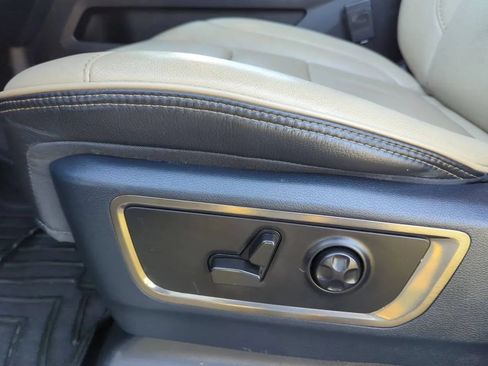 Used 2021 RAM 1500 Limited AWD/4WD image 11