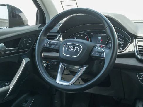 Used 2021 Audi Q5 2.0T Premium w/ Convenience Package AWD/4WD image 11