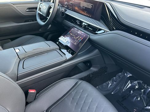 New 2026 INFINITI QX80 Autograph w/ Autograph Exterior Package image 17