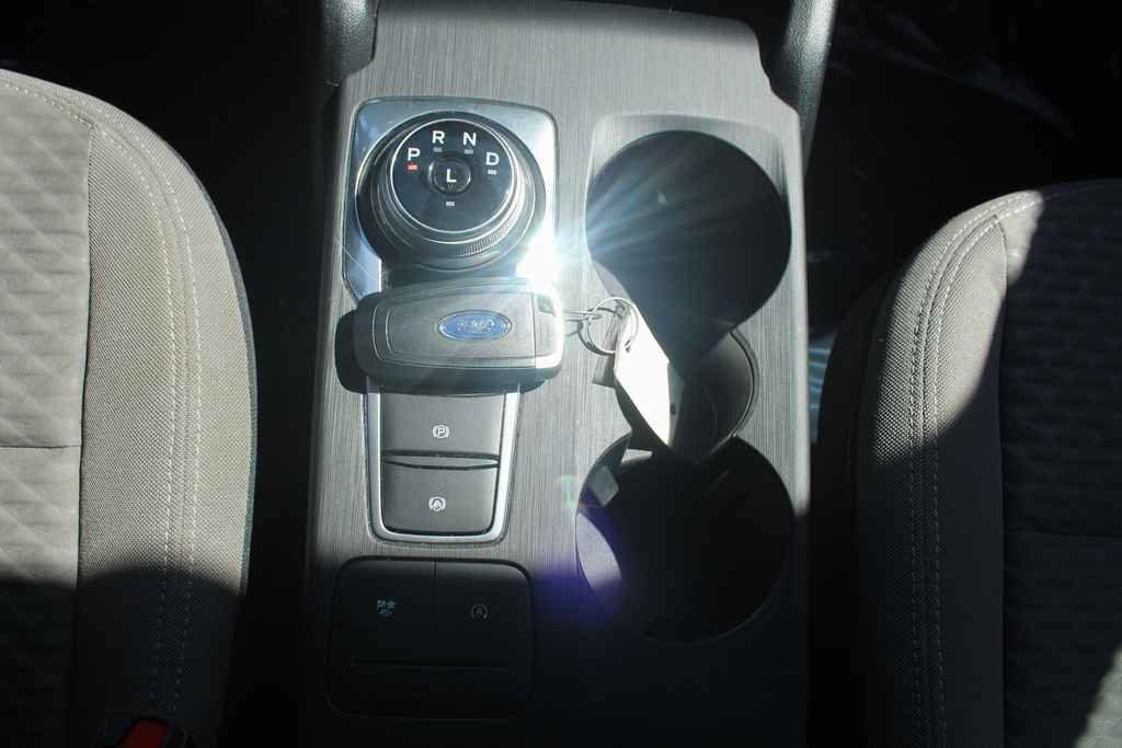 Used 2021 Ford Escape SE w/ SE Sport Appearance Package AWD/4WD image 23