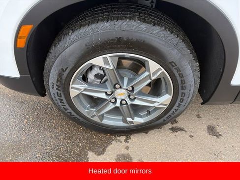 Used 2025 Chevrolet Blazer LT image 11