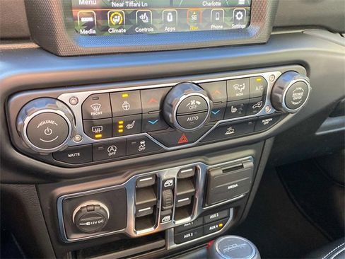 Used 2022 Jeep Gladiator Overland w/ Popular Equipment Package image 27