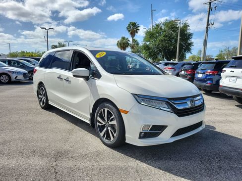 Used 2019 Honda Odyssey Elite image 2