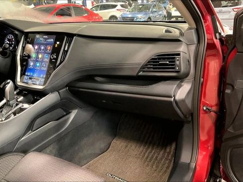 Used 2024 Subaru Outback Premium image 16