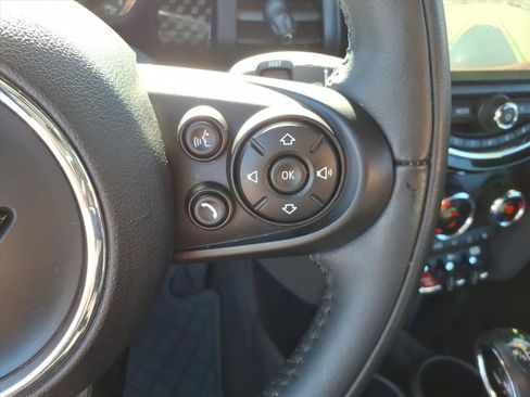 Used 2018 MINI Cooper S image 27