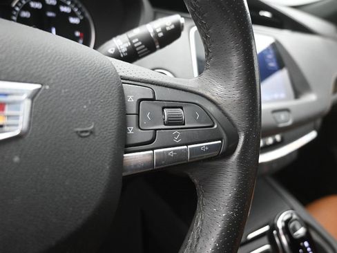 Used 2023 Cadillac XT4 Sport image 30