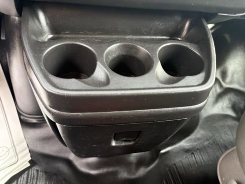 Used 2019 Chevrolet Express 2500 w/ Driver Convenience Package image 28