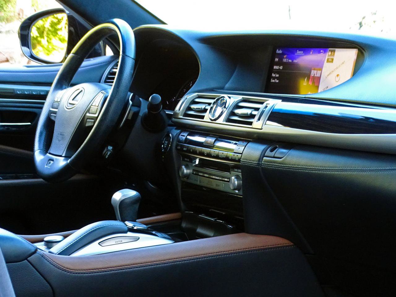 Used 2017 Lexus LS 460 w/ F Sport Midnight Edition RWD image 29