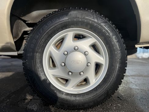 Used 2008 Ford E-350 and Econoline 350 XL image 33