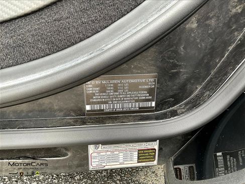 Used 2024 McLaren 750S Spider image 25