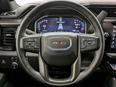 Used 2024 GMC Sierra 2500 AT4 w/ AT4 Premium Plus Package AWD/4WD image 23