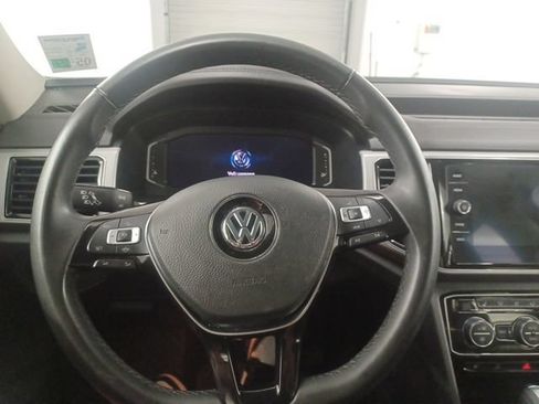 Used 2019 Volkswagen Atlas SEL FWD image 19