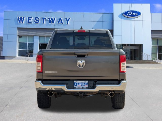 Used 2022 RAM 1500 Big Horn RWD image 4