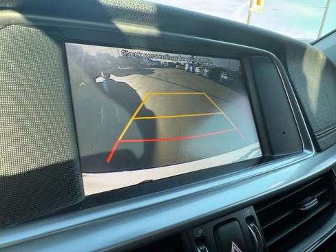 Used 2020 Kia Optima S image 11