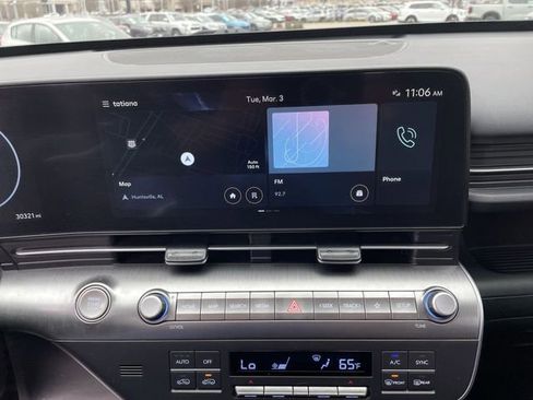 Used 2024 Hyundai Kona Limited image 19