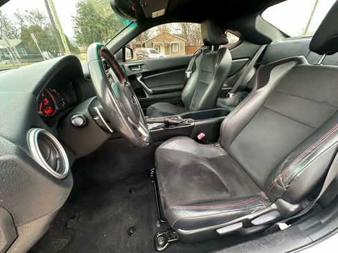 Used 2014 Subaru BRZ Limited w/ Popular Package #2B image 12