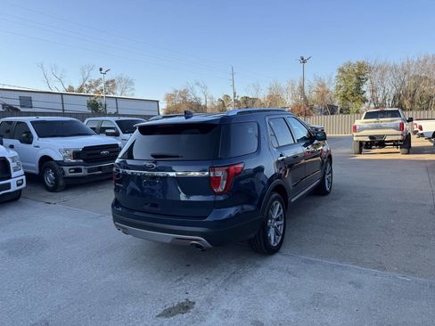 Used 2017 Ford Explorer Limited FWD image 5