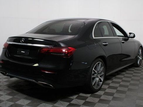 Used 2022 Mercedes-Benz E 350 Sedan image 7